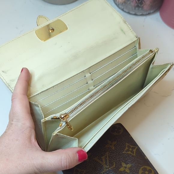 Louis Vuitton Project Wallet Bundle - Picture 8 of 10